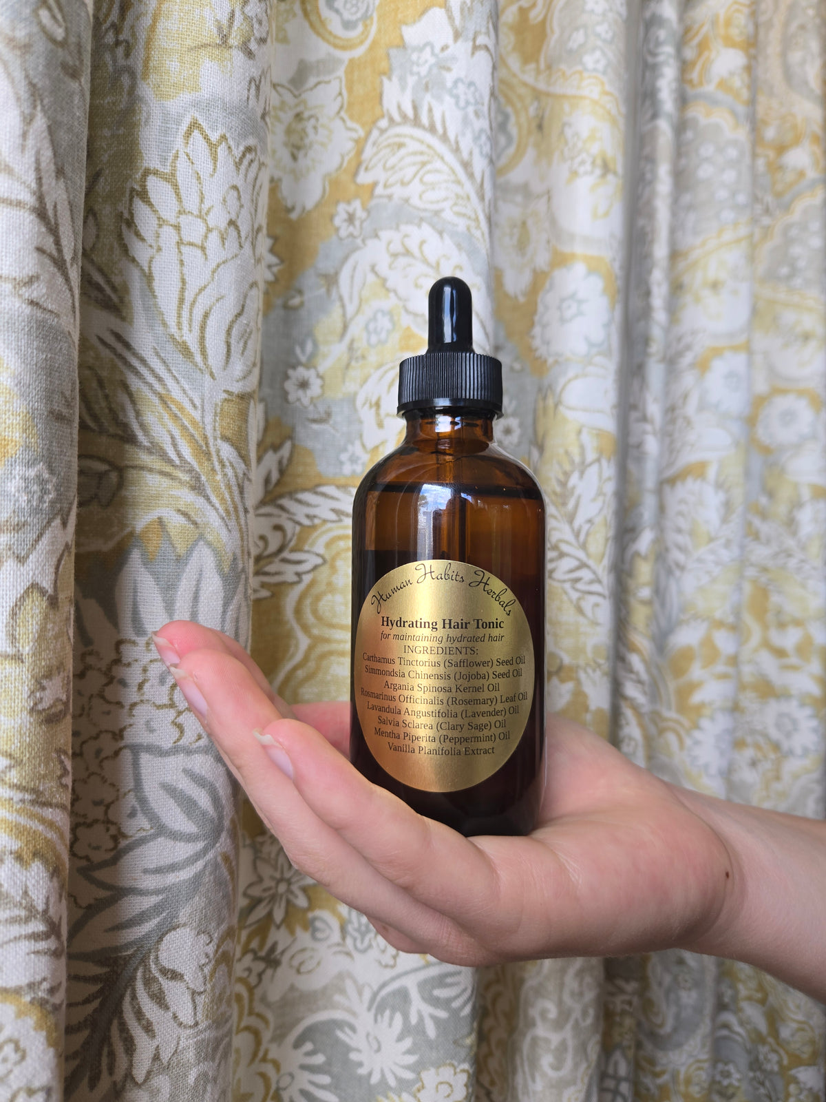 Human Habits Herbals Hydrating Hair Tonic